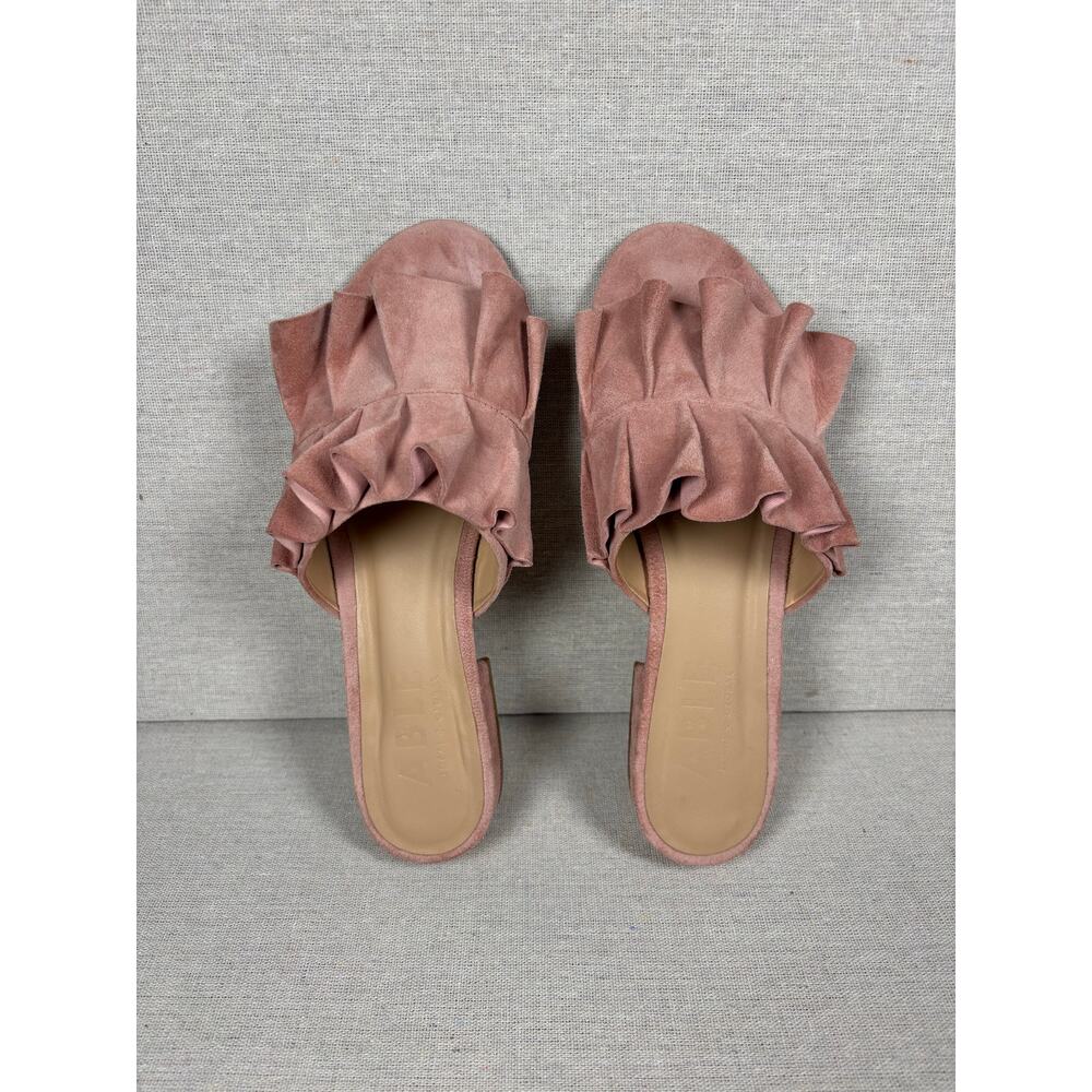 Able Womens Villanueva Ruffle‎ Slide pink Suede Size 8 Slip On Sandals - Picture 2 of 9